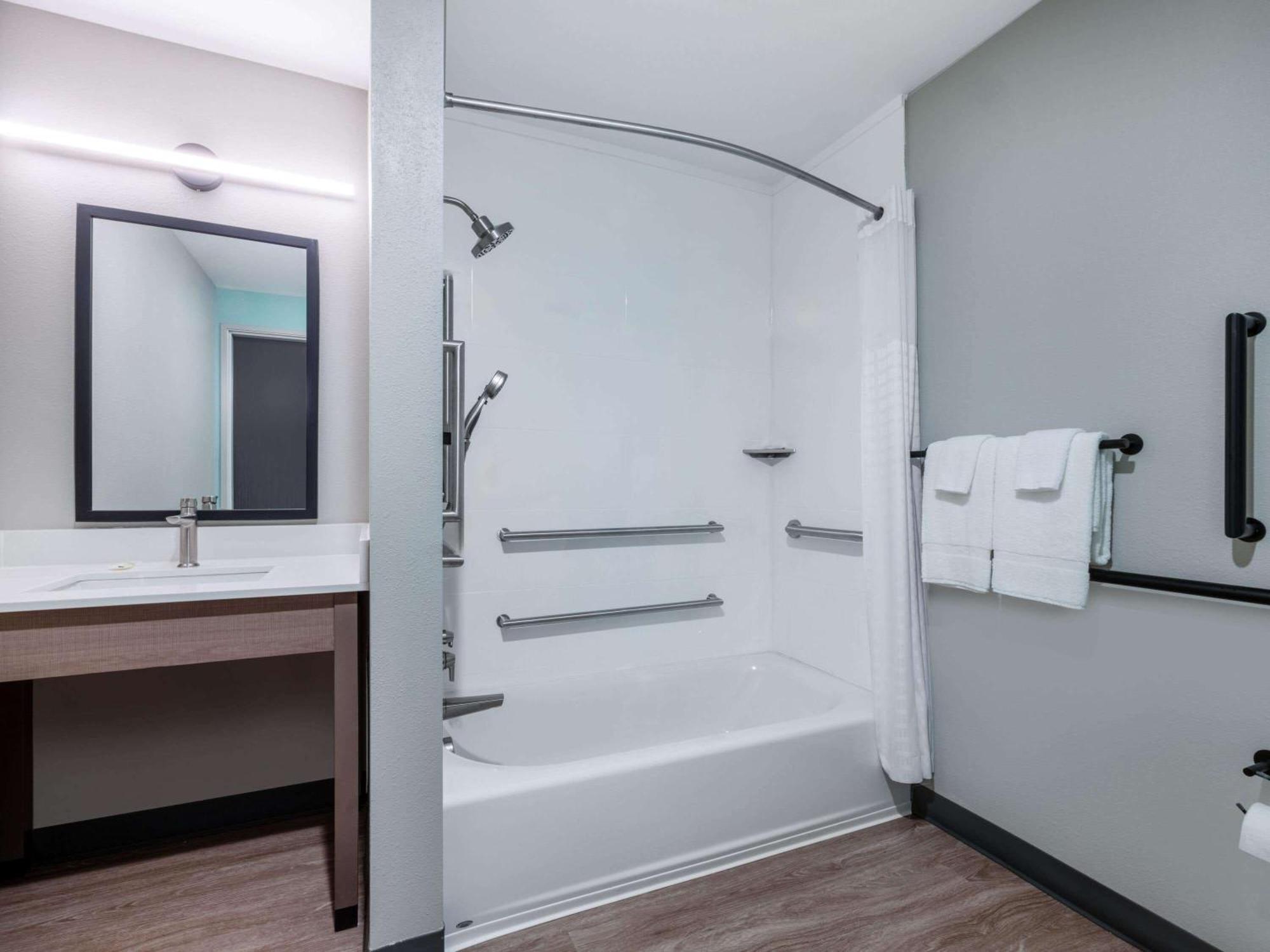 Echo Suites Extended Stay By Wyndham Indianapolis Ameriplex Eksteriør billede